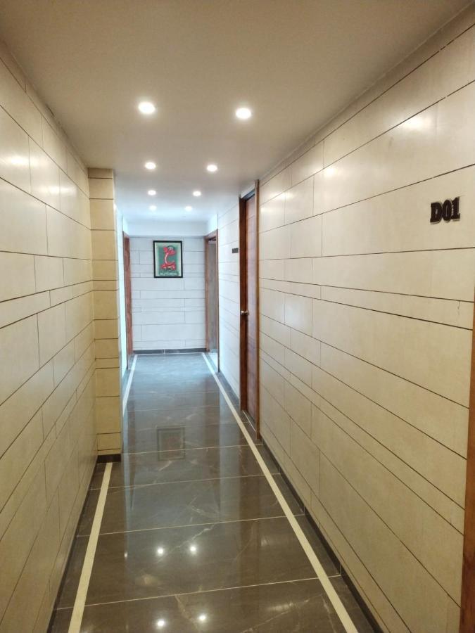 Hotel Dolphin Residency Pātan Εξωτερικό φωτογραφία